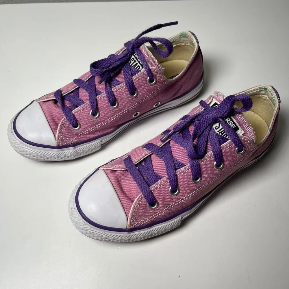 Converse All Star Sneakers Kids Size 2 Pink‎ Purple Low Top Chuck Taylor READ
